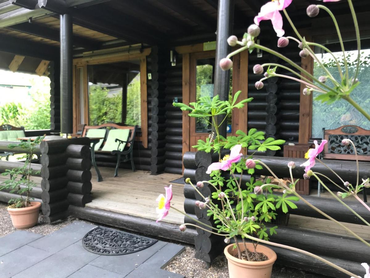 Eifel-Lounge Blockhaus Mit Kamin Garten Balkon Nahe Koeln Therme Bruehl Phantasialand Weilerswist Exterior foto